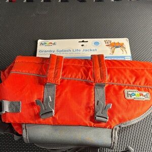 Outward Hound Granby Splash Life Jacket in Vibrant Orange
